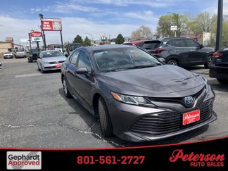 Used 2018 Toyota Camry LE image 1
