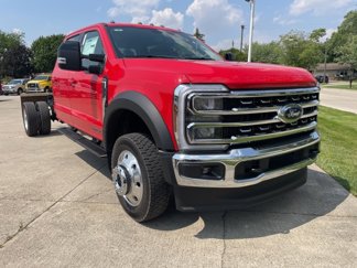 New 2025 Ford F550 4x4 Crew Cab image 1