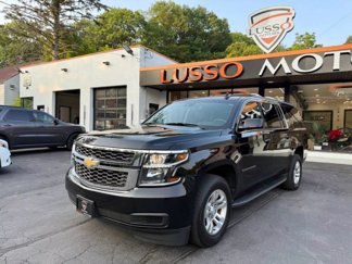 Used 2016 Chevrolet Suburban LT image 1