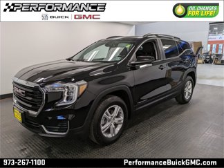Used 2023 GMC Terrain SLE w/ Driver Convenience Package image 1