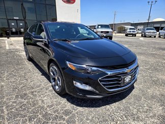 Used 2024 Chevrolet Malibu LT image 1