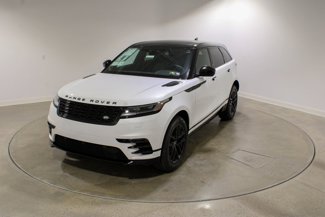 New 2026 Land Rover Range Rover Velar Dynamic SE image 1