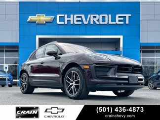 Used 2023 Porsche Macan image 1