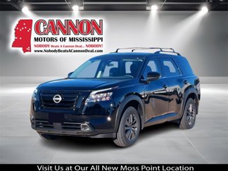 New 2025 Nissan Pathfinder SV image 1