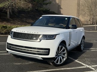New 2025 Land Rover Range Rover SE image 1