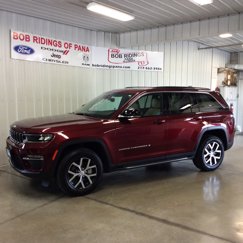 Used 2024 Jeep Grand Cherokee Limited image 1