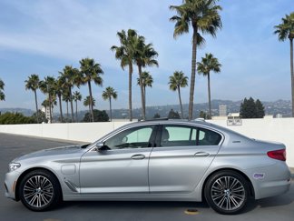 Used 2019 BMW 530e w/ Premium Package image 1