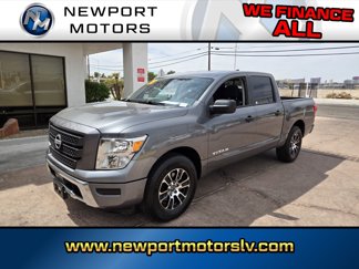 Used 2023 Nissan Titan SV image 1