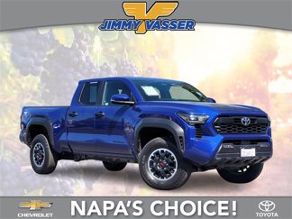 Certified 2025 Toyota Tacoma TRD Off-Road image 1