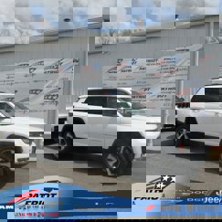 New 2025 Jeep Grand Cherokee L Limited image 1