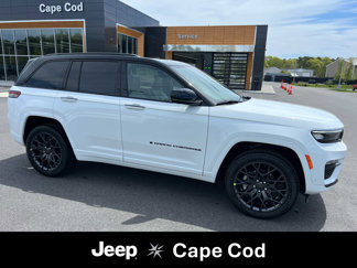 New 2025 Jeep Grand Cherokee Summit image 1