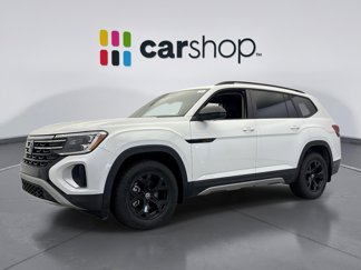 Used 2024 Volkswagen Atlas Peak Edition SEL image 1