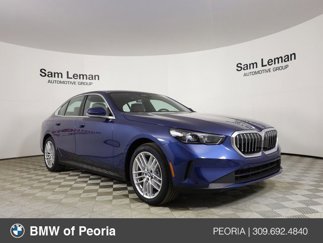 Used 2025 BMW 530i xDrive w/ Premium Package image 1