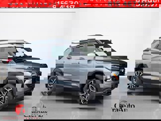 Used 2025 Chevrolet TrailBlazer ACTIV w/ Convenience Package image 1