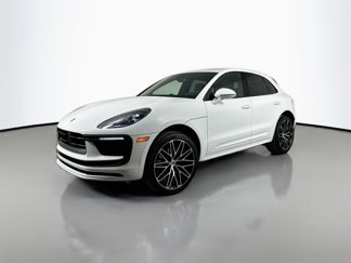 Used 2025 Porsche Macan image 1