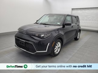Used 2023 Kia Soul S image 1