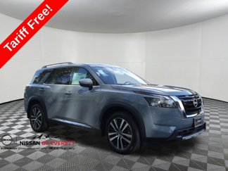 New 2025 Nissan Pathfinder Platinum image 1