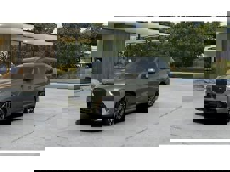New 2026 BMW X7 M60i image 1