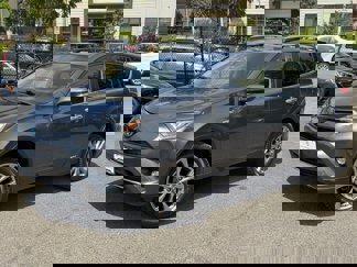 Used 2017 Toyota RAV4 Limited image 1
