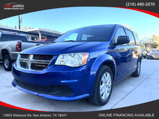 Used 2018 Dodge Grand Caravan SE w/ UConnect Hands-Free Group image 1