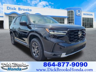 New 2025 Honda Pilot TrailSport image 1