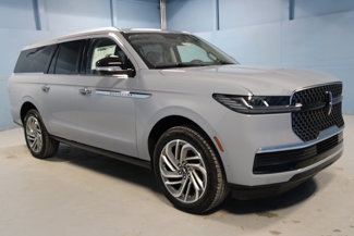 New 2025 Lincoln Navigator L Reserve image 1