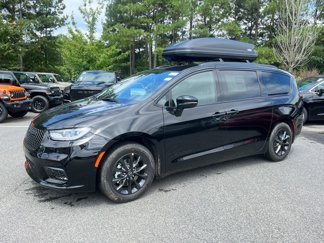 New 2025 Chrysler Pacifica Select image 1