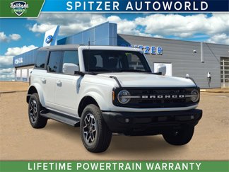 New 2025 Ford Bronco Outer Banks image 1