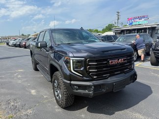 Used 2024 GMC Sierra 1500 AT4X image 1