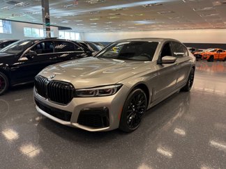 Used 2022 BMW 740i w/ M Sport Package image 1
