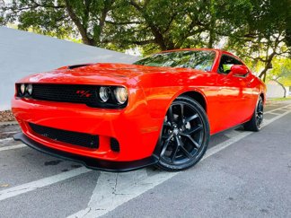 Used 2023 Dodge Challenger R/T w/ Blacktop Package image 1