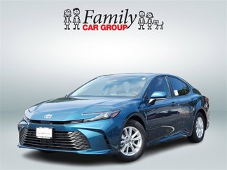 New 2025 Toyota Camry LE image 1