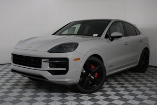 New 2025 Porsche Cayenne GTS image 1
