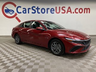 Used 2024 Hyundai Elantra SEL image 1