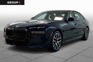 New 2025 BMW i7 xDrive60 w/ Premium Package image 1