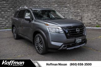 New 2025 Nissan Pathfinder SL w/ SL Premium Package image 1