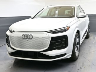 New 2025 Audi Q6 e-tron Prestige image 1