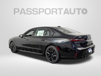 New 2026 BMW 740i xDrive video 3