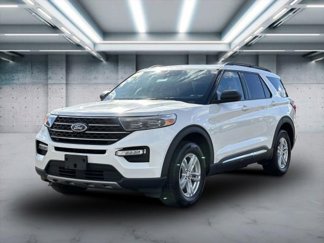Used 2022 Ford Explorer XLT w/ Equipment Group 202A image 1