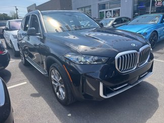 Used 2024 BMW X5 xDrive40i w/ Premium Package image 1
