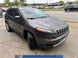 Used 2016 Jeep Cherokee Latitude w/ Comfort/Convenience Group image 1