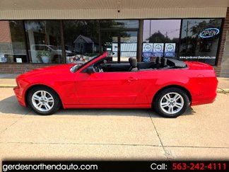 Used 2014 Ford Mustang Convertible image 1