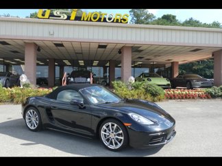 Used 2017 Porsche 718 Boxster image 1