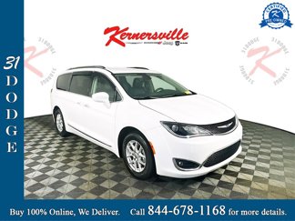 Used 2020 Chrysler Pacifica Touring-L image 1