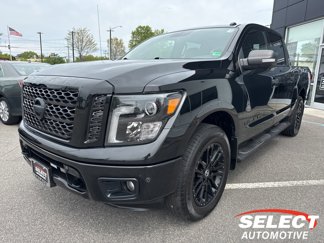 Used 2019 Nissan Titan SV w/ SV Convenience Package image 1