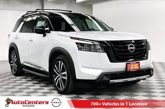 New 2025 Nissan Pathfinder Platinum image 1