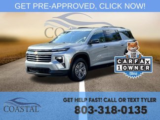 Used 2025 Chevrolet Traverse LT image 1