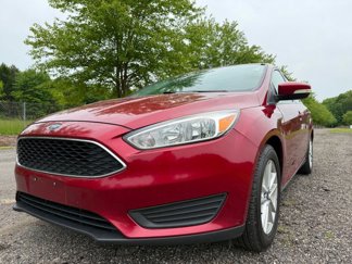 Used 2015 Ford Focus SE w/ SE Cold Weather Package image 1