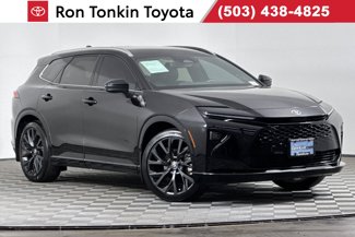 Certified 2025 Toyota Crown Signia image 1