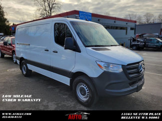 Used 2023 Mercedes-Benz Sprinter 2500 w/ Dashboard Charging Package image 1